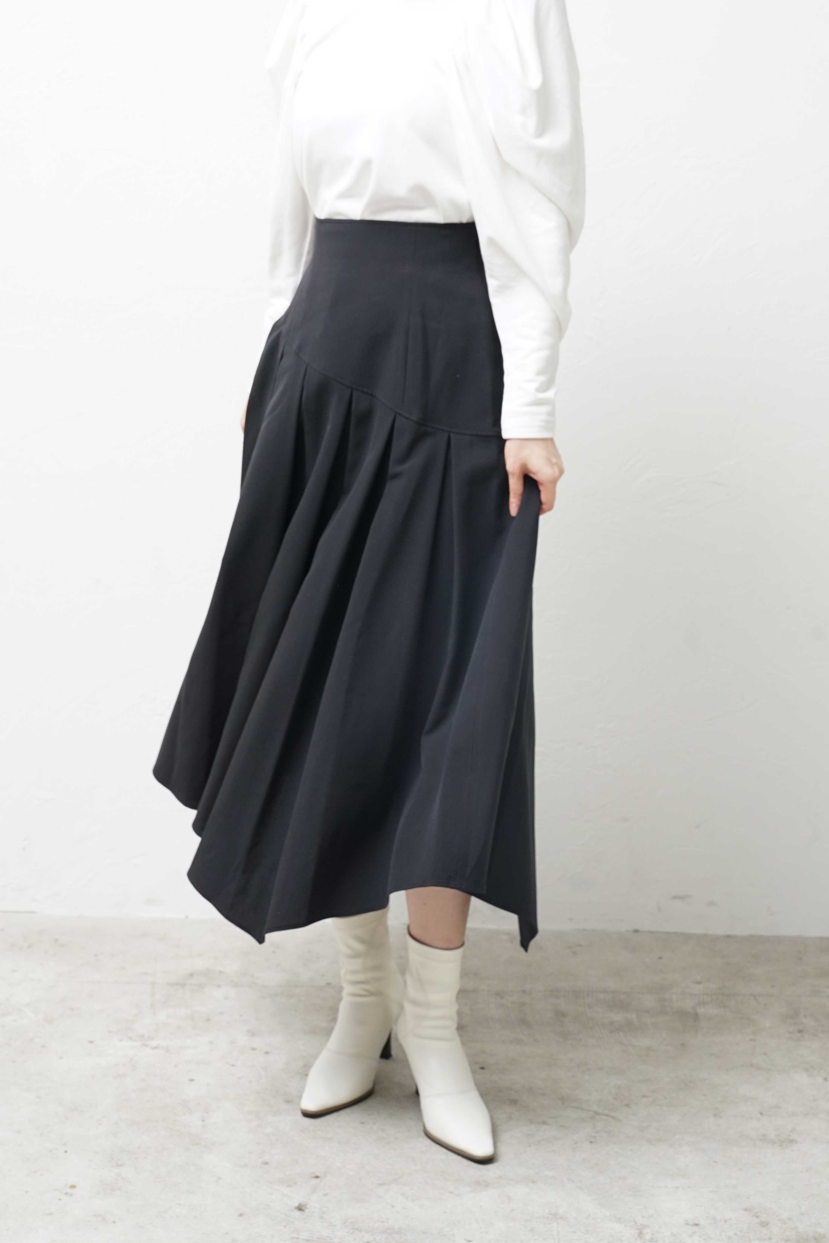 IRREGULAR-HEM PLEATS SKIRT/イレヘムプリーツスカート