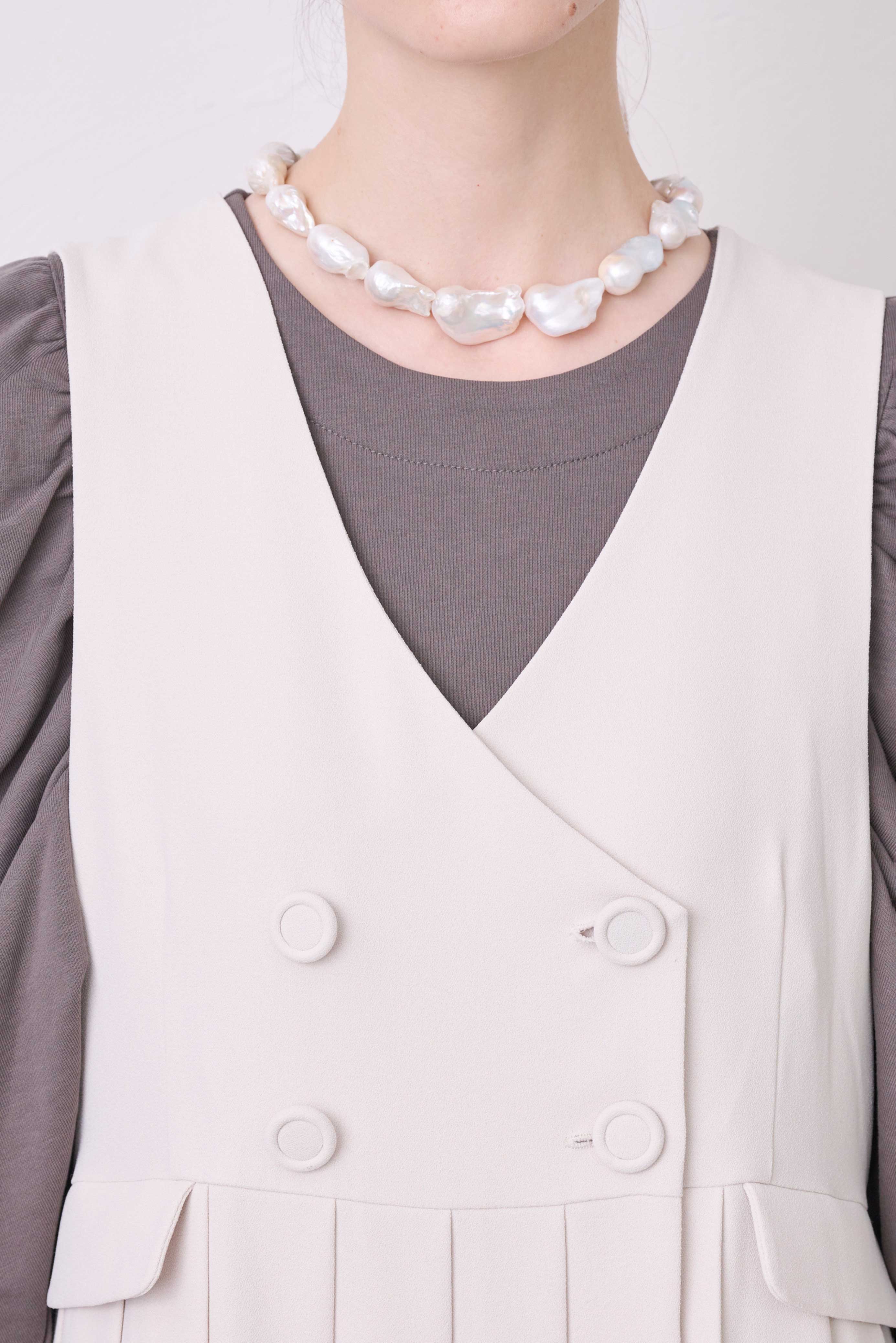 NO COLLAR PLEATS DOUBLE GILET/ノーカラープリーツダブルジレ