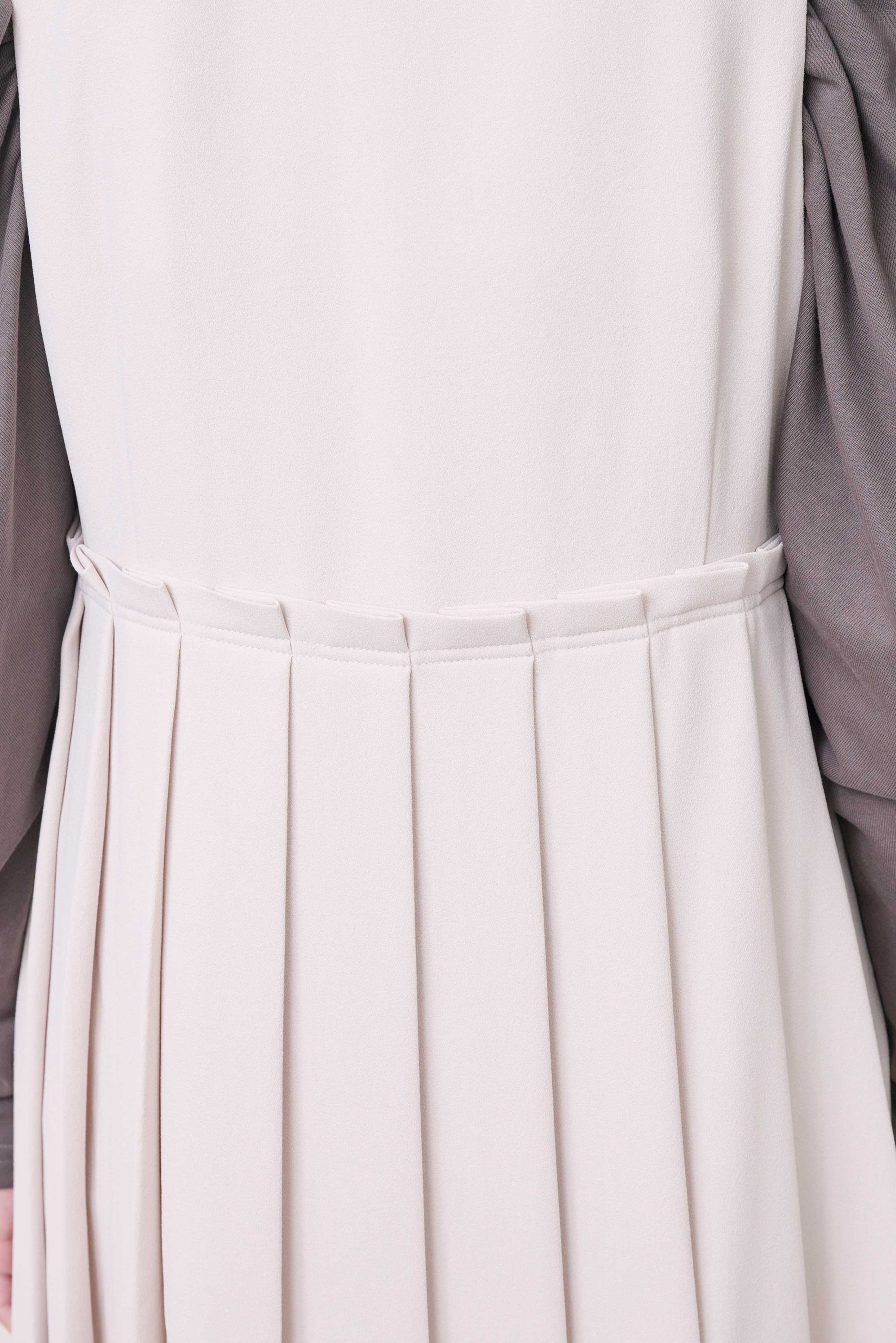 NO COLLAR PLEATS DOUBLE GILET/ノーカラープリーツダブルジレ