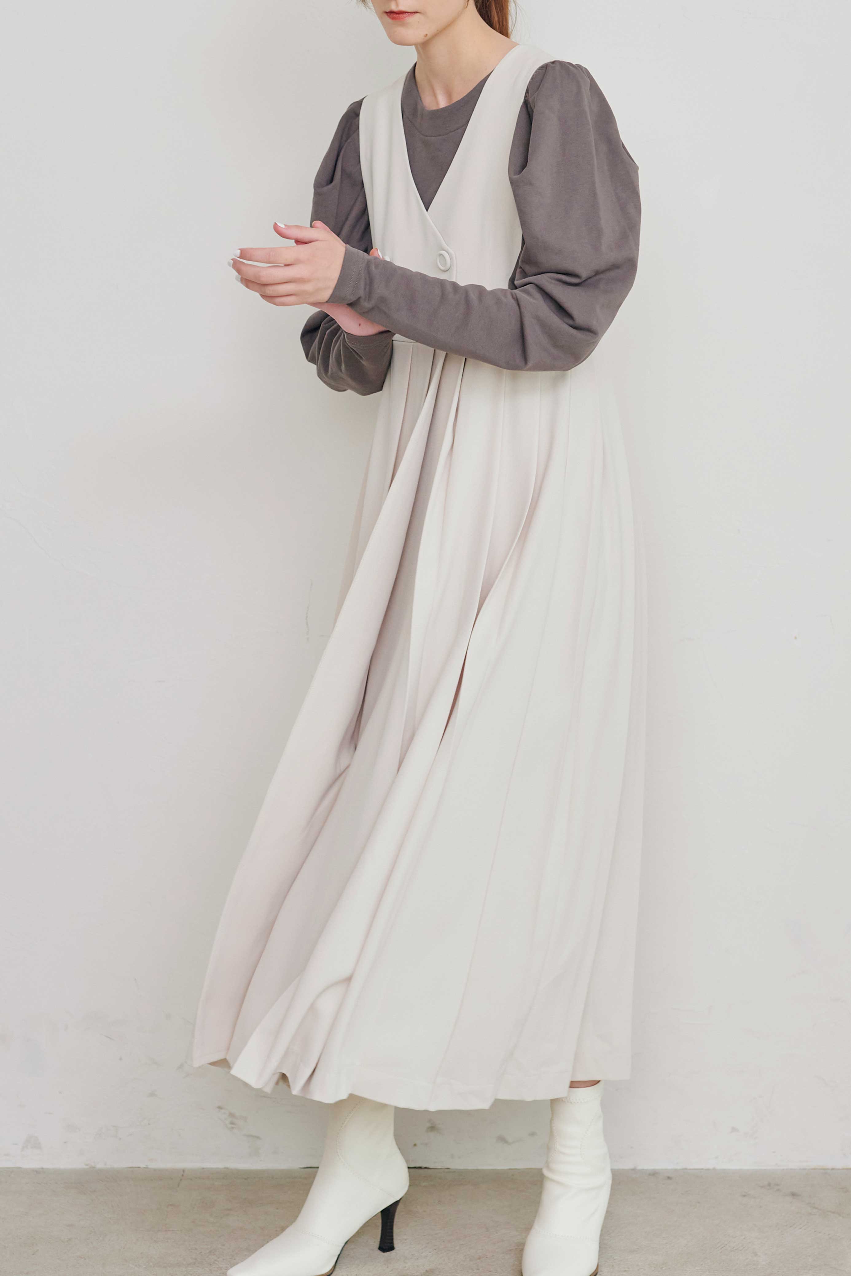 NO COLLAR PLEATS DOUBLE GILET/ノーカラープリーツダブルジレ