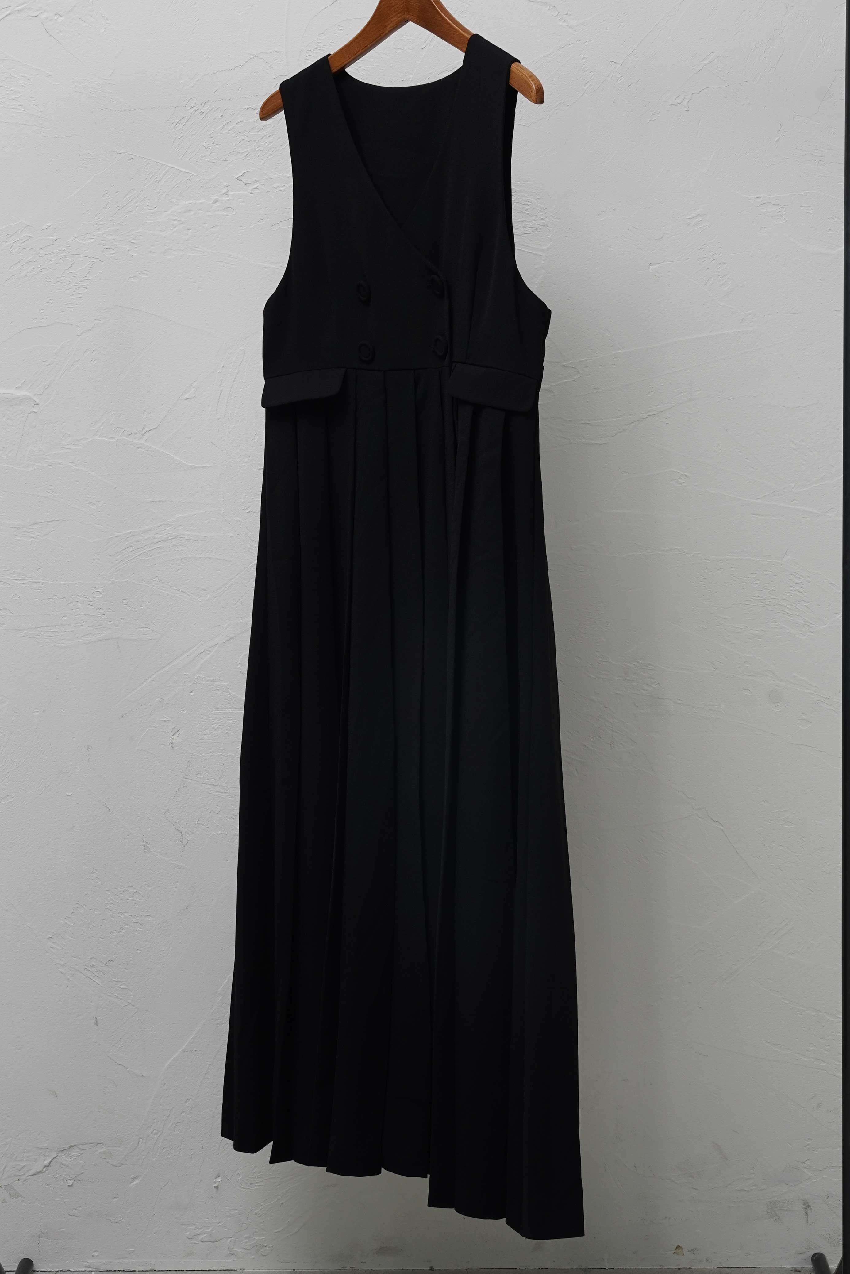 NO COLLAR PLEATS DOUBLE GILET/ノーカラープリーツダブルジレ