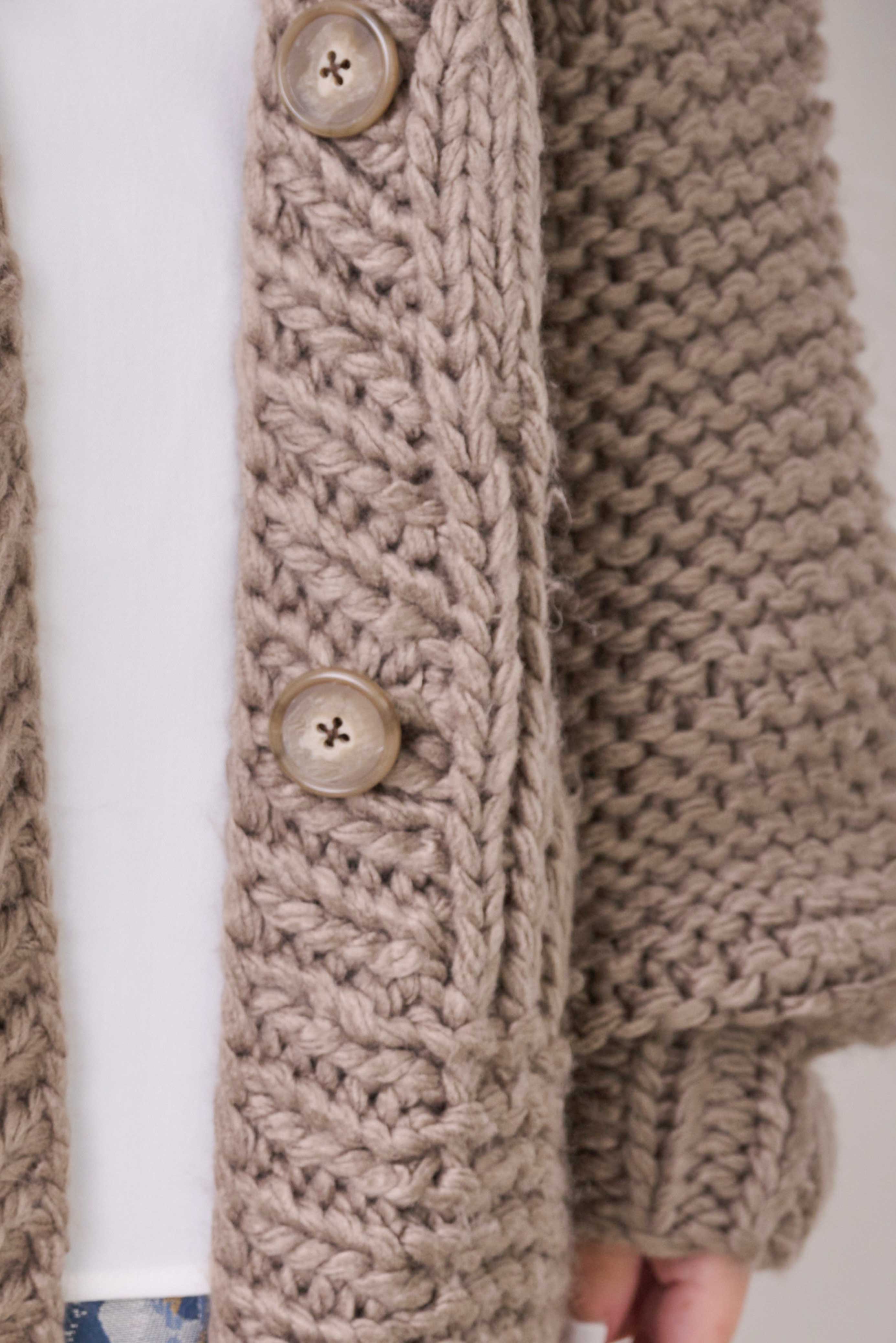 OVERSIZED HAND KNITTED COAT/オーバーサイズハンドニットコート