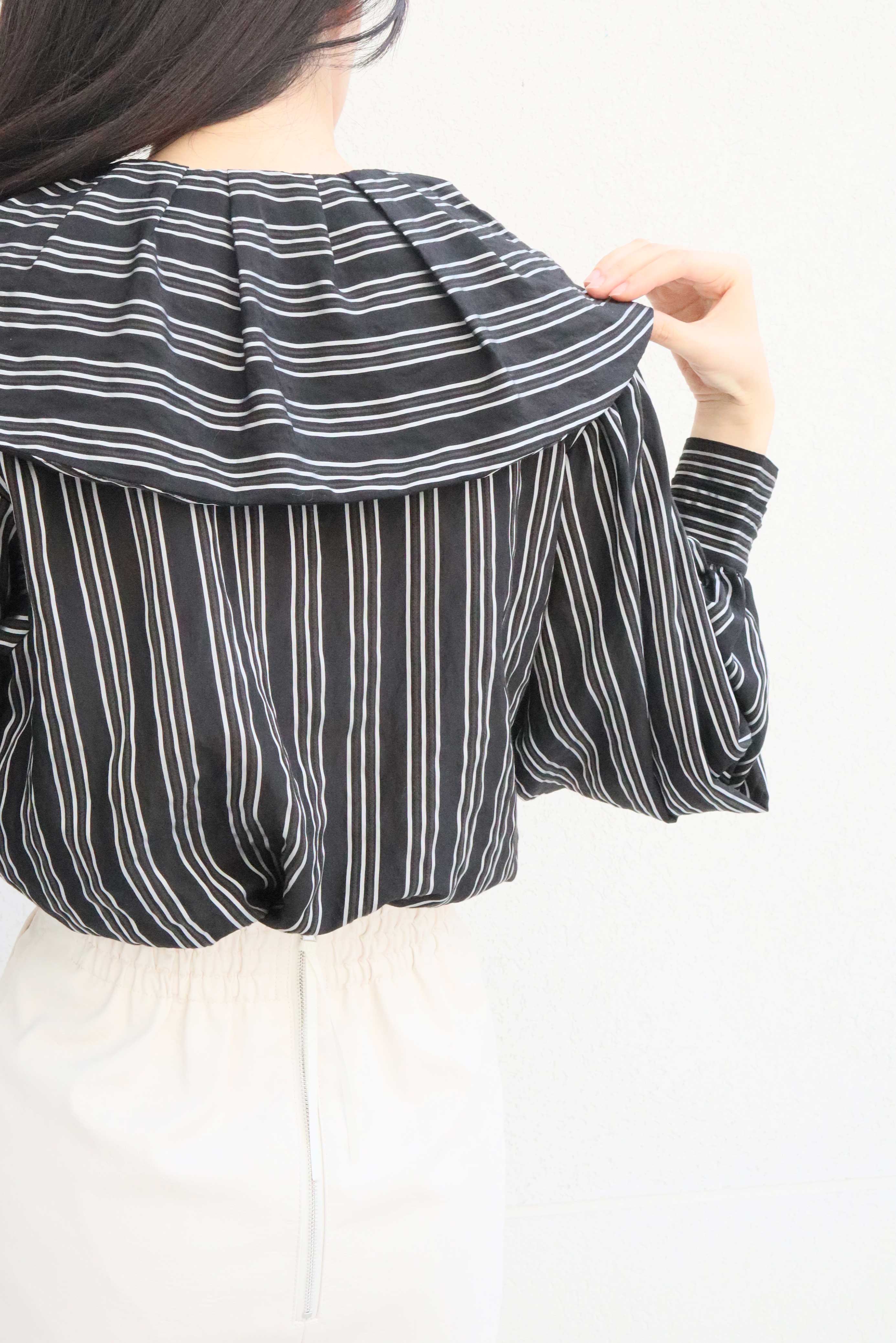 GATHERED COLLAR DESIGN BLOUSE/ギャザー襟デザインブラウス