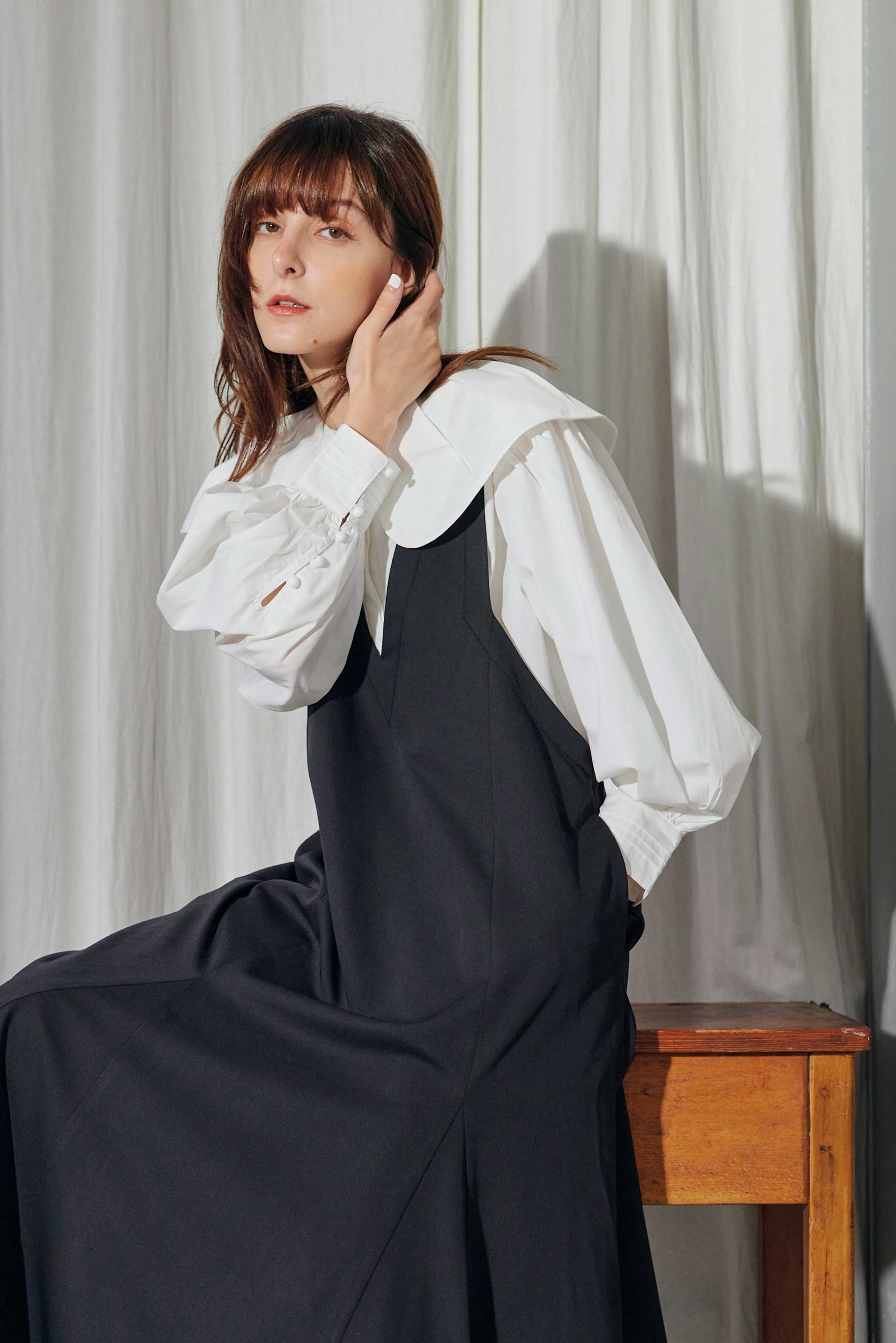 GATHERED COLLAR DESIGN BLOUSE/ギャザー襟デザインブラウス