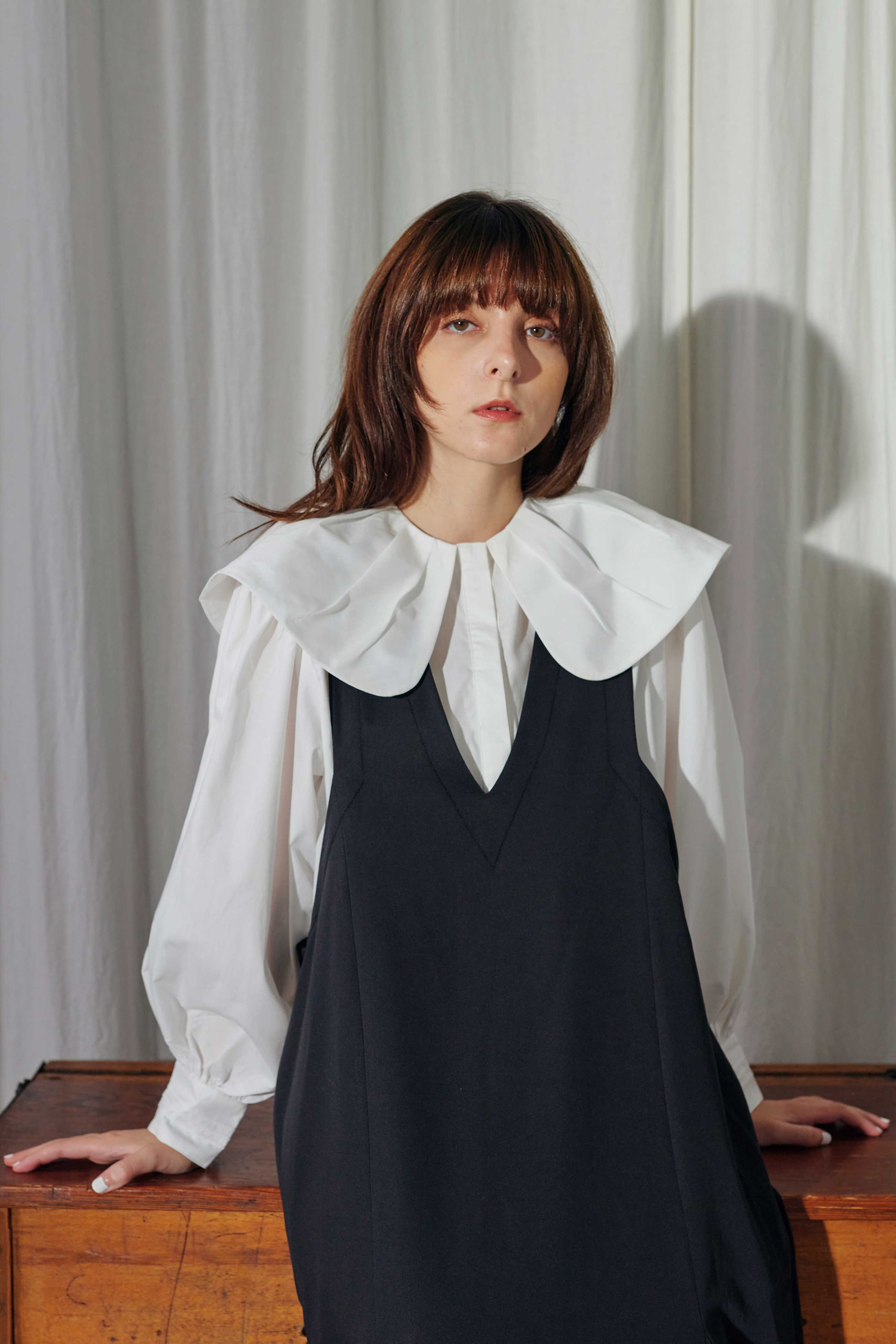 GATHERED COLLAR DESIGN BLOUSE/ギャザー襟デザインブラウス